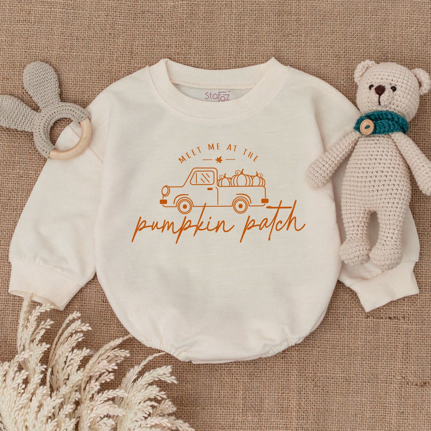 Natural Baby Romper Whimsical Vintage Truck Pumpkin Patch Design, Fall Toddler Bodysuit for Funny Thanksgiving Day Baby Shower Gift