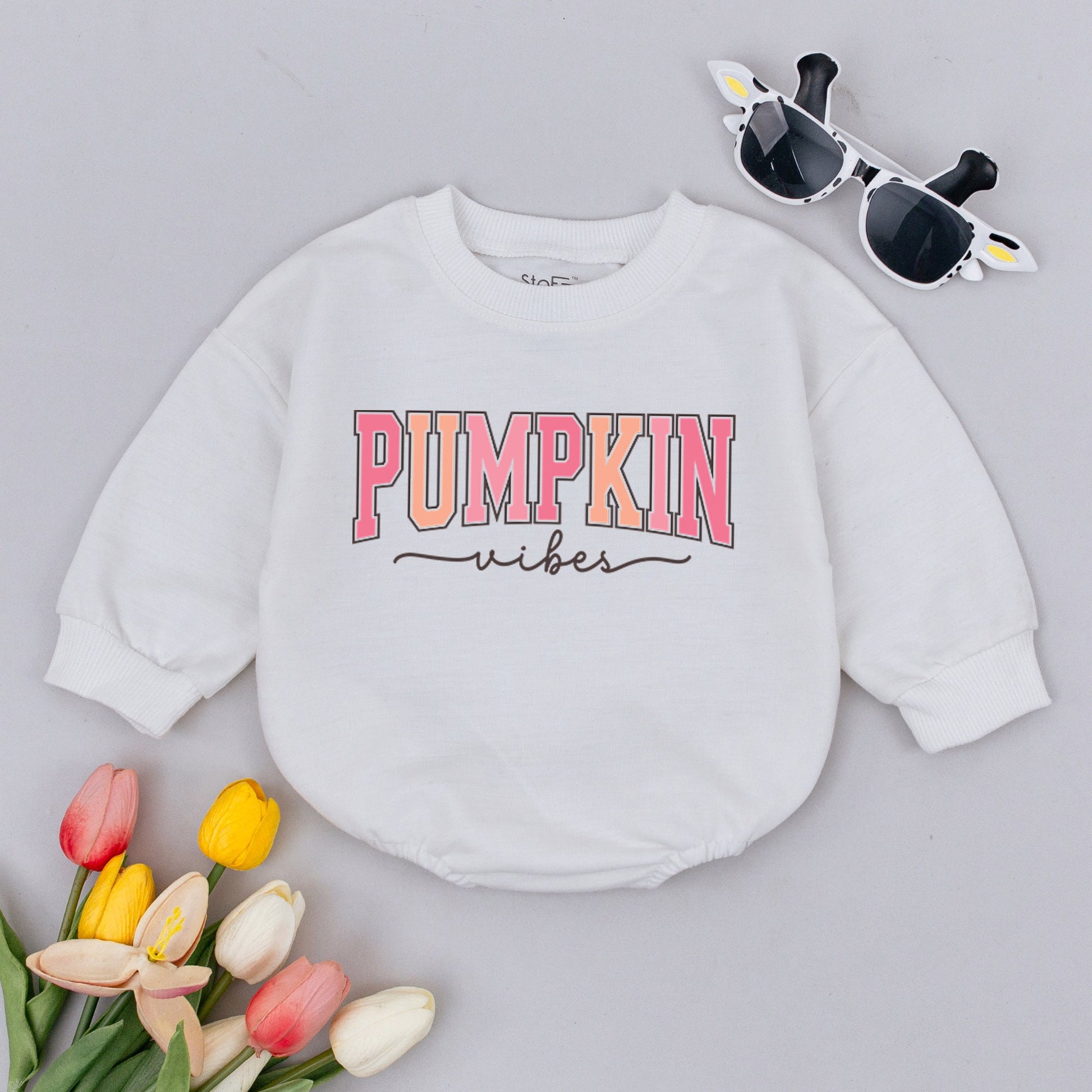 Pumpkin Vibes Baby Romper Natural Fall Harvest Bodysuit Cute Infant Outfit First Thanksgiving Gift Trendy Varsity Style Design