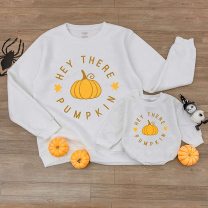 Fall in Love Baby Romper: Pumpkin Outfit for Newborn's First Thanksgiving