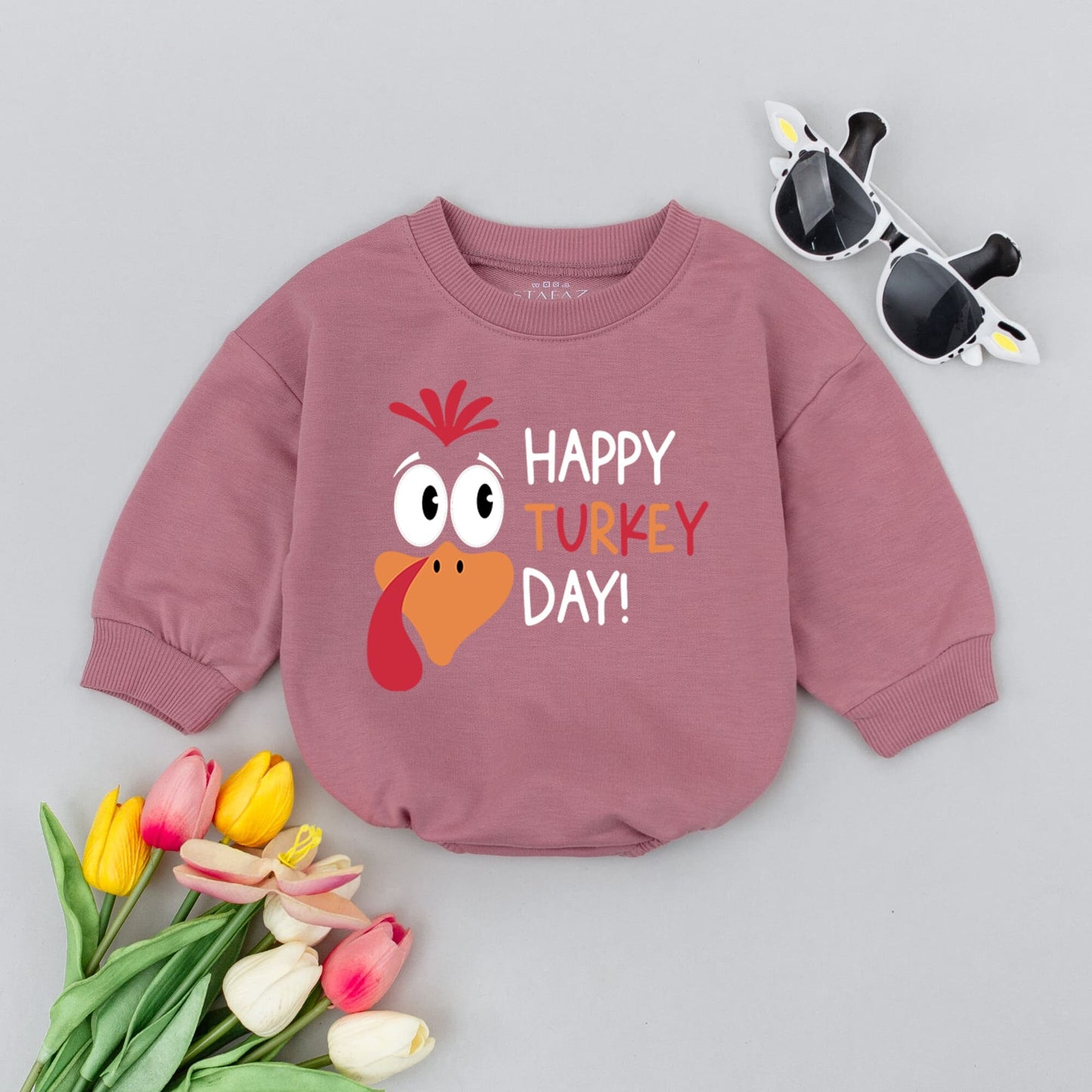 Happy Turkey Day Baby Romper Cute Cartoon Turkey Face & "Happy Turkey Day!" Text for First Thanksgiving Outfit
