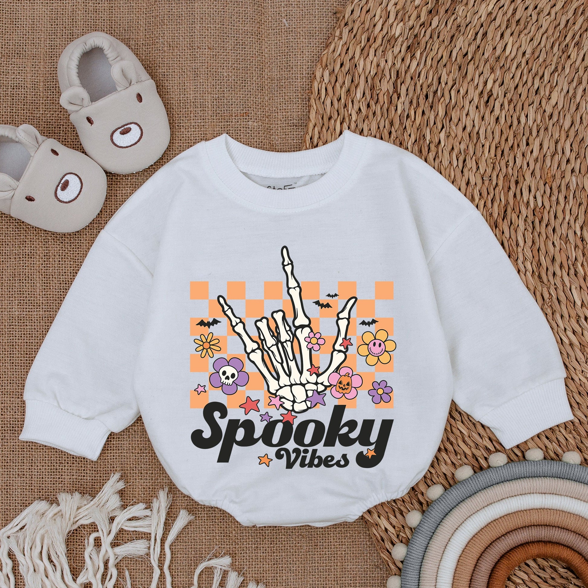 Spooky Vibes Baby Romper - Retro Halloween Outfit for Baby Boy or Girl, Comfortable Bubble Romper with Stars & Bats, My First Halloween Clothes