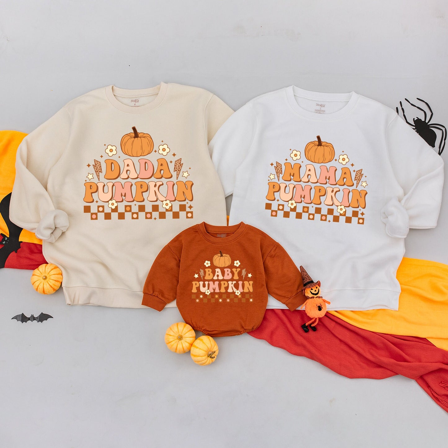 Mama & Mini Retro Pumpkin Sweatshirts: Matching Family Halloween Style