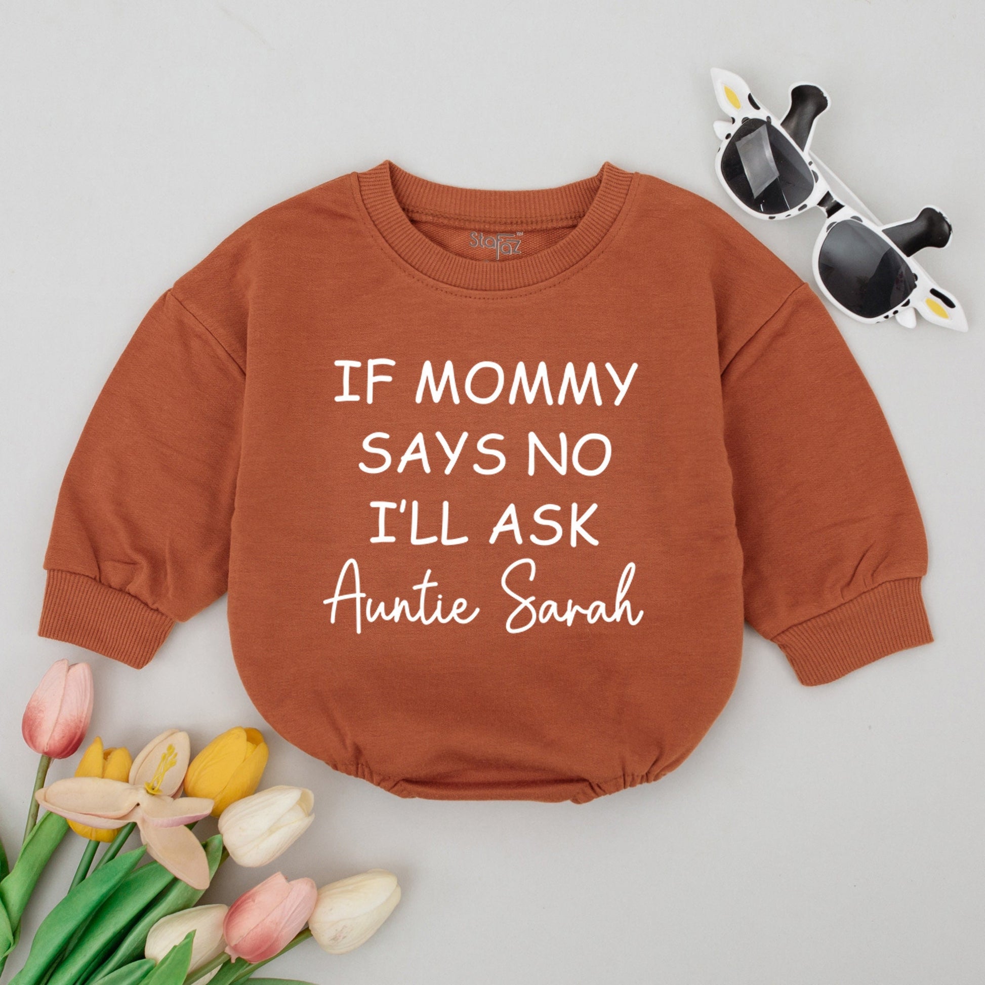 Auntie-Assisted Baby Romper: Custom Reveal Outfit Gift for Aunties