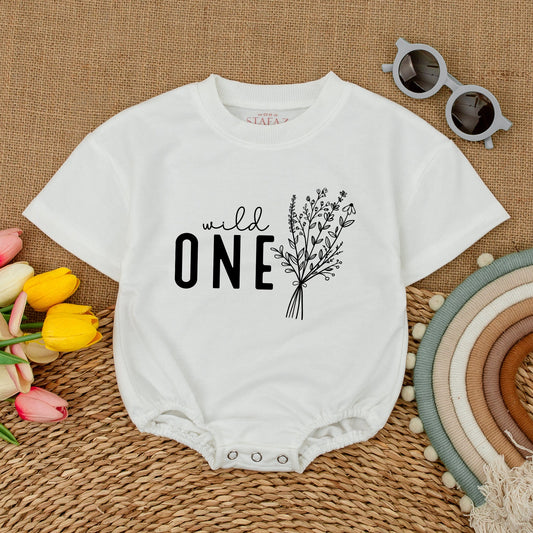 Wild One Birthday Romper Baby Girl, Wildflower Cake Smash Outfit, Daisy Newborn Bubble Romper, Short Sleeve, Boho First Birthday Outfit Clothes Gift