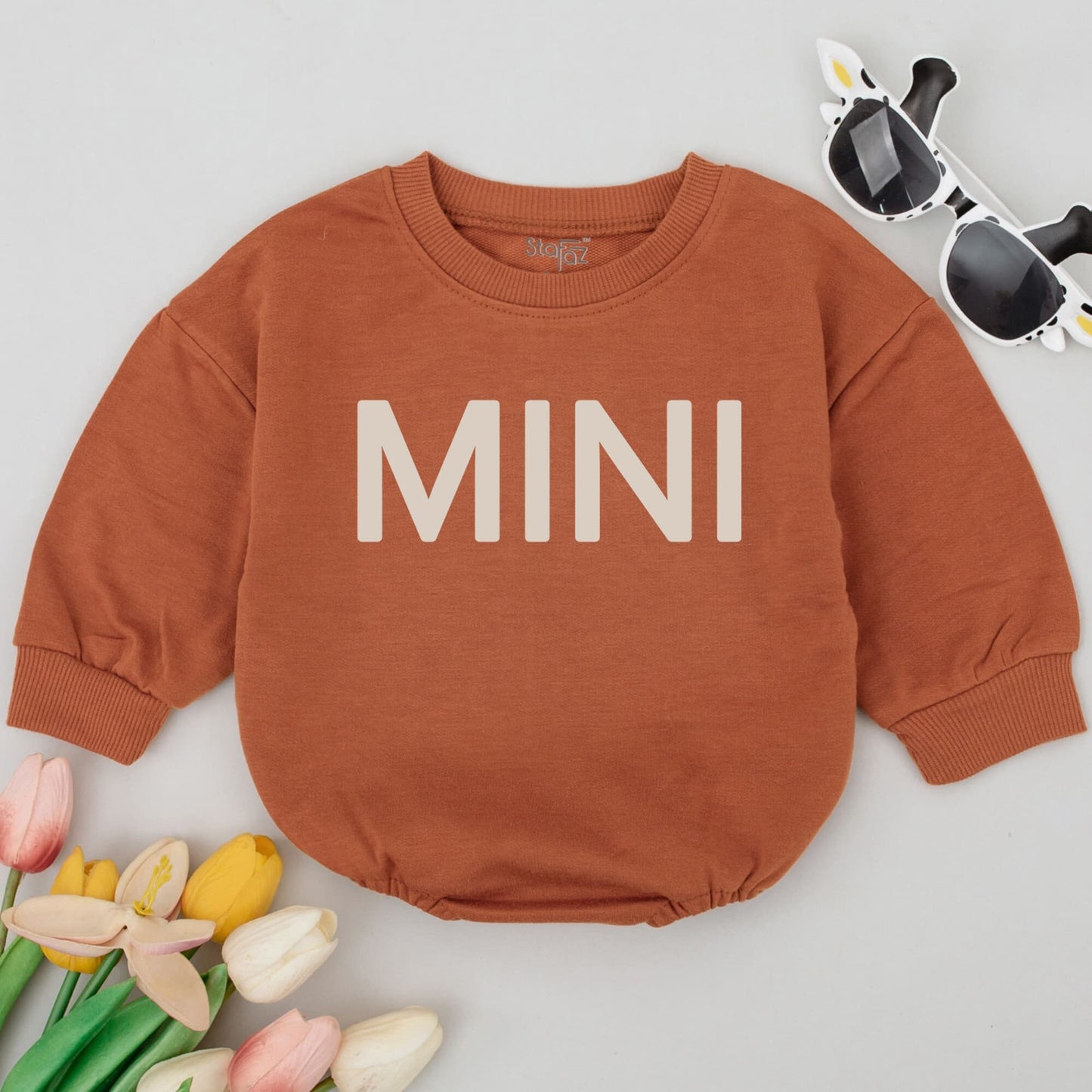 Auntie & Mini Matching Sweatshirts: Perfect Gifts for Niece & Nephew