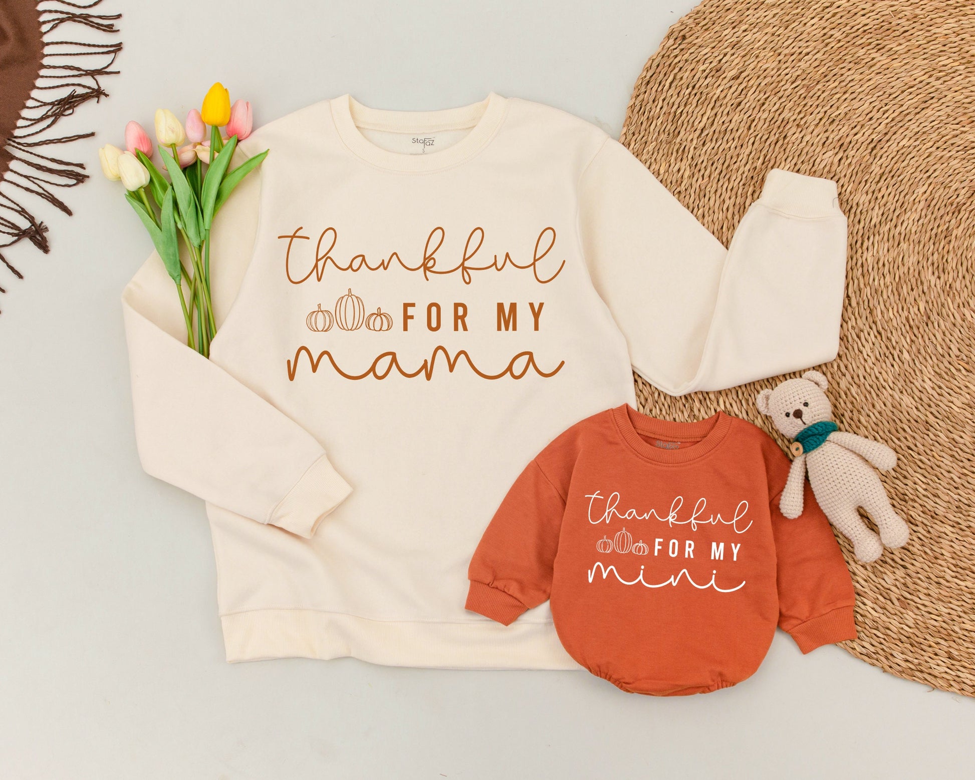 Matching Thanksgiving Sweatshirts for Mom and Baby – Retro Style