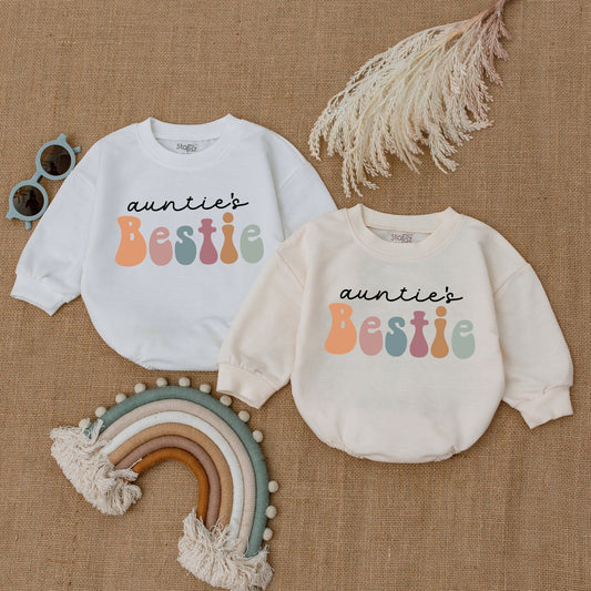 Retro Auntie's Bestie Baby Romper Soft Cotton Newborn Outfit Adorable Gift for New Auntie Cute Vintage Vibes