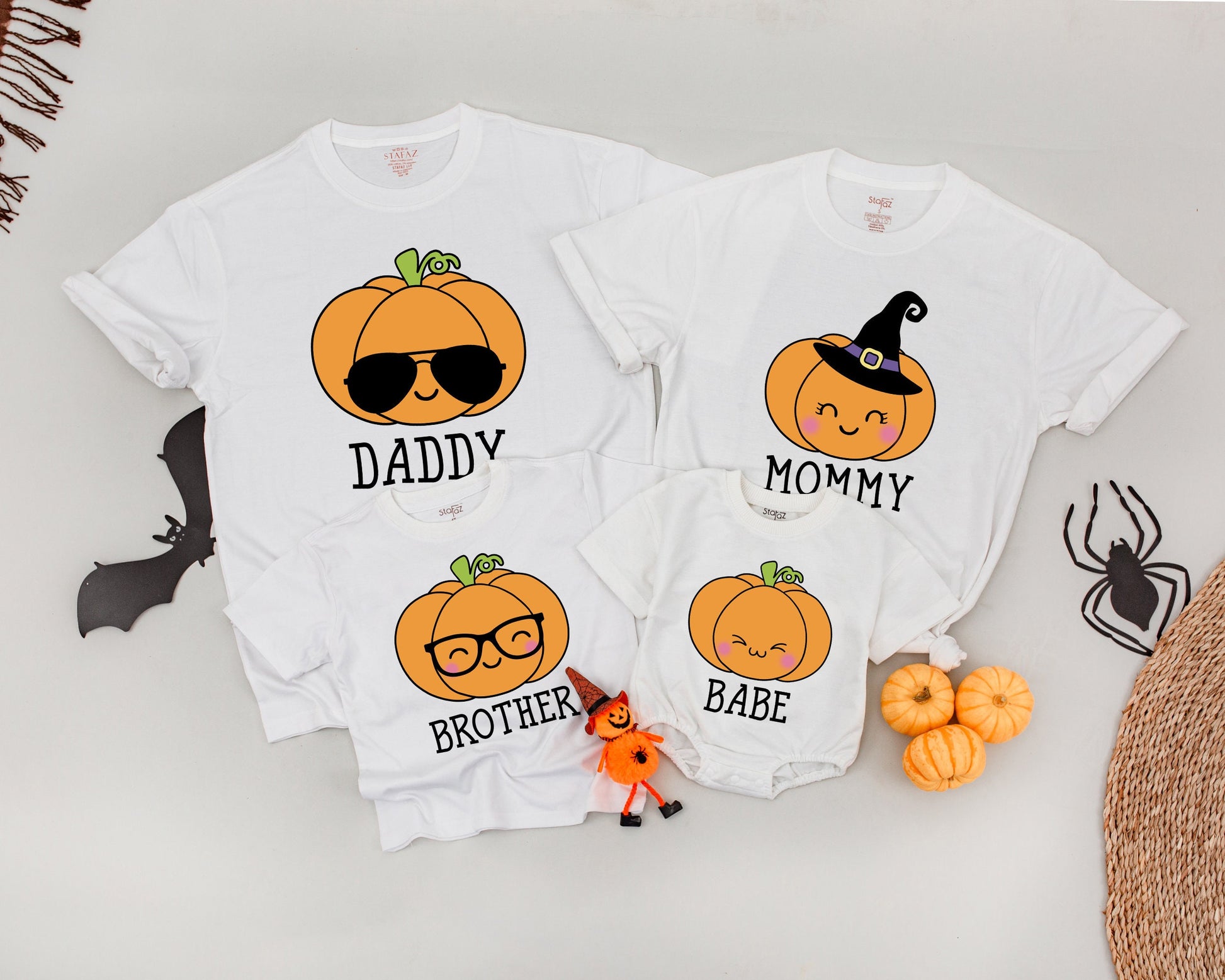 Matching Retro Pumpkin Family Tees: Cute Halloween & Fall Outfits