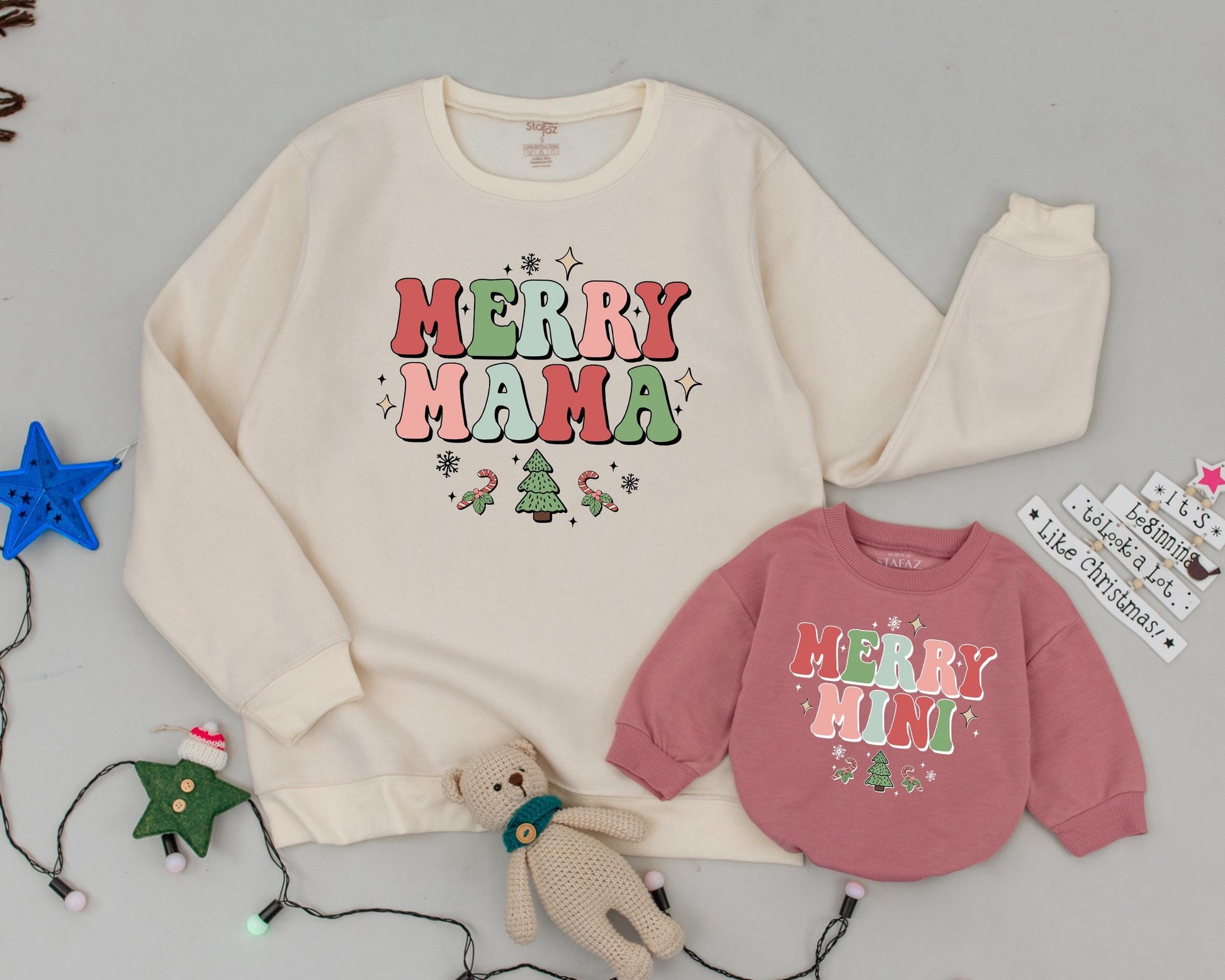 Vintage Christmas Mama & Mini Matching Family Sweatshirts Outfit Set