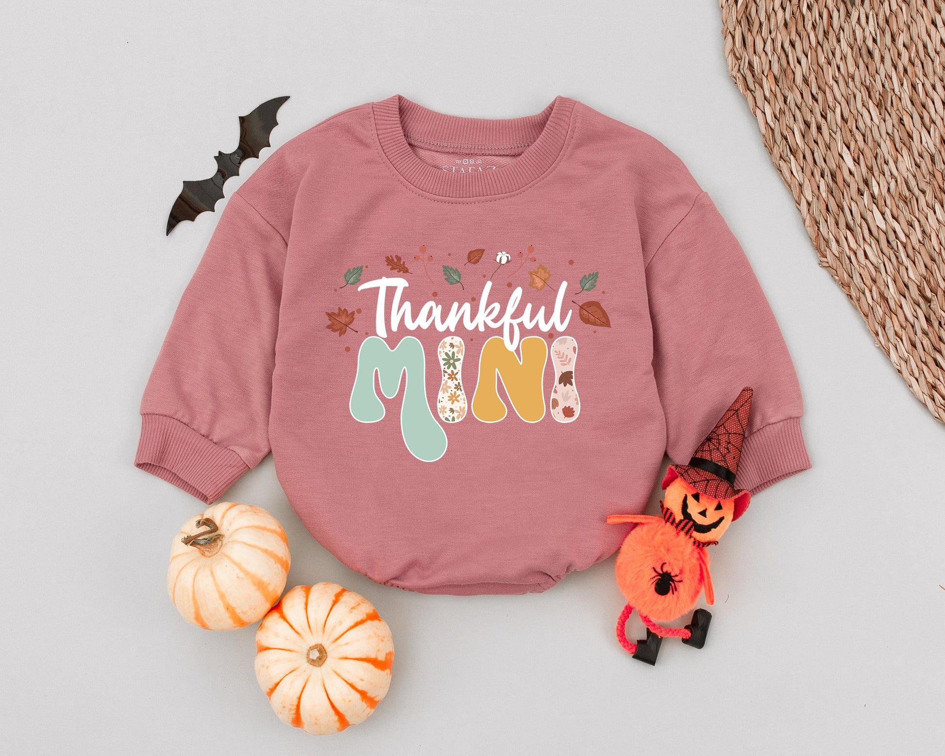 Mama & Mini Thanksgiving Retro Sweaters: Matching Fall Outfits