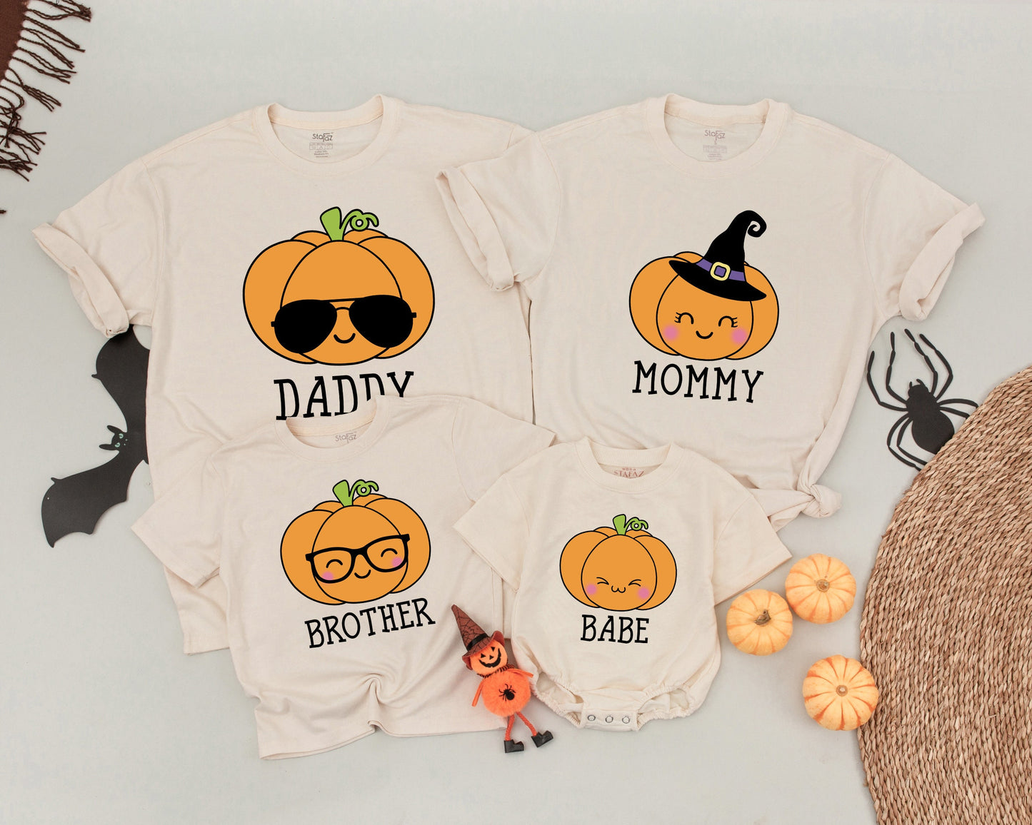 Matching Retro Pumpkin Family Tees: Cute Halloween & Fall Outfits