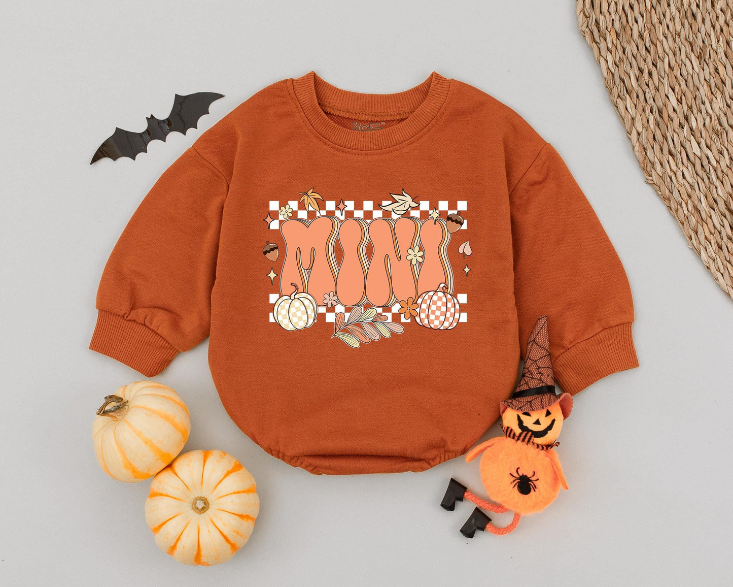 Retro Fall Mama & Mini Sweaters: Cute Thanksgiving Matching Outfits