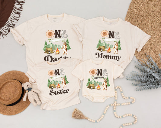 One Happy Camper 1st Birthday Family Matching Shirts Camping Bear Forest Adventure Wood Slice Design for Baby Toddler First Birthday Party