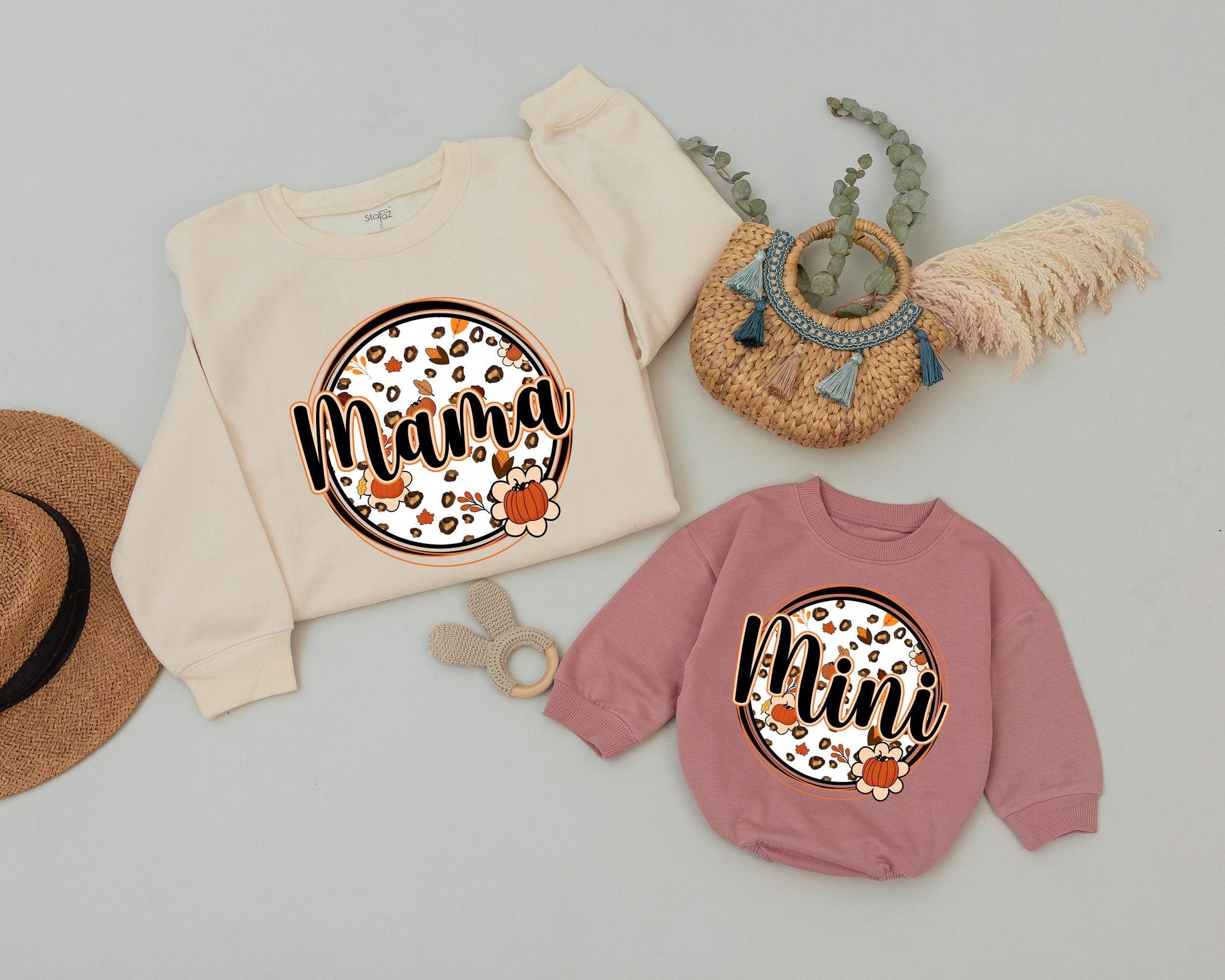 Retro Halloween: Pumpkin Mama & Mini Matching Family Sweatshirt Outfit