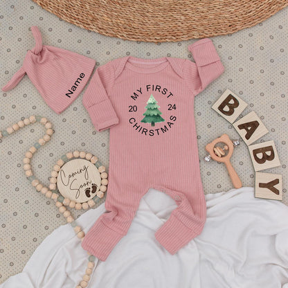 My First Christmas Baby Bodysuit and Hat Set Cute Tree Name Personalized Baby Boy Girl Gift Newborn Coming Soon Outfit 2024 Unisex