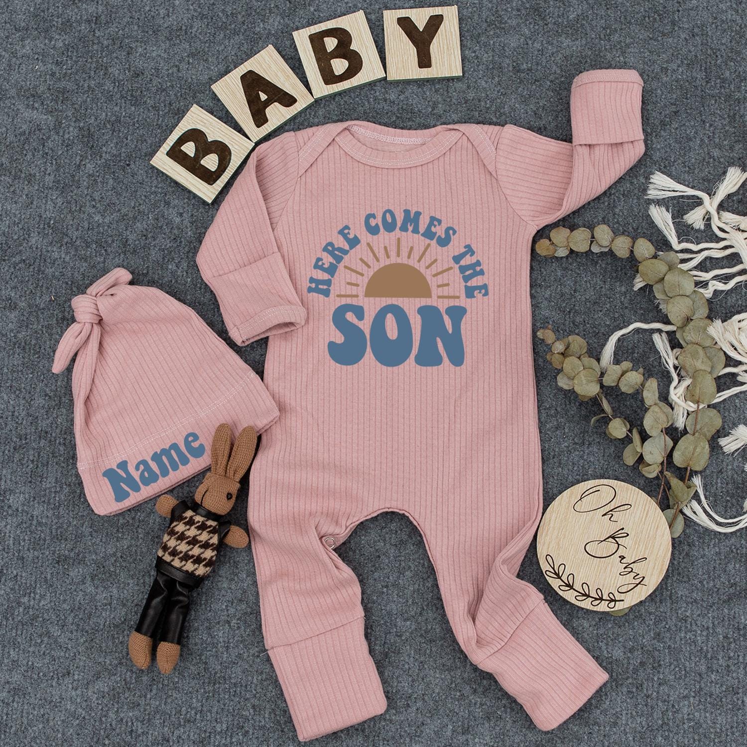 Here Comes The Son Baby Boy Bodysuit - Retro Sun Design Newborn Outfit & Announcement Gift - Blue Block Text, Vintage Style Baby Shower Gift