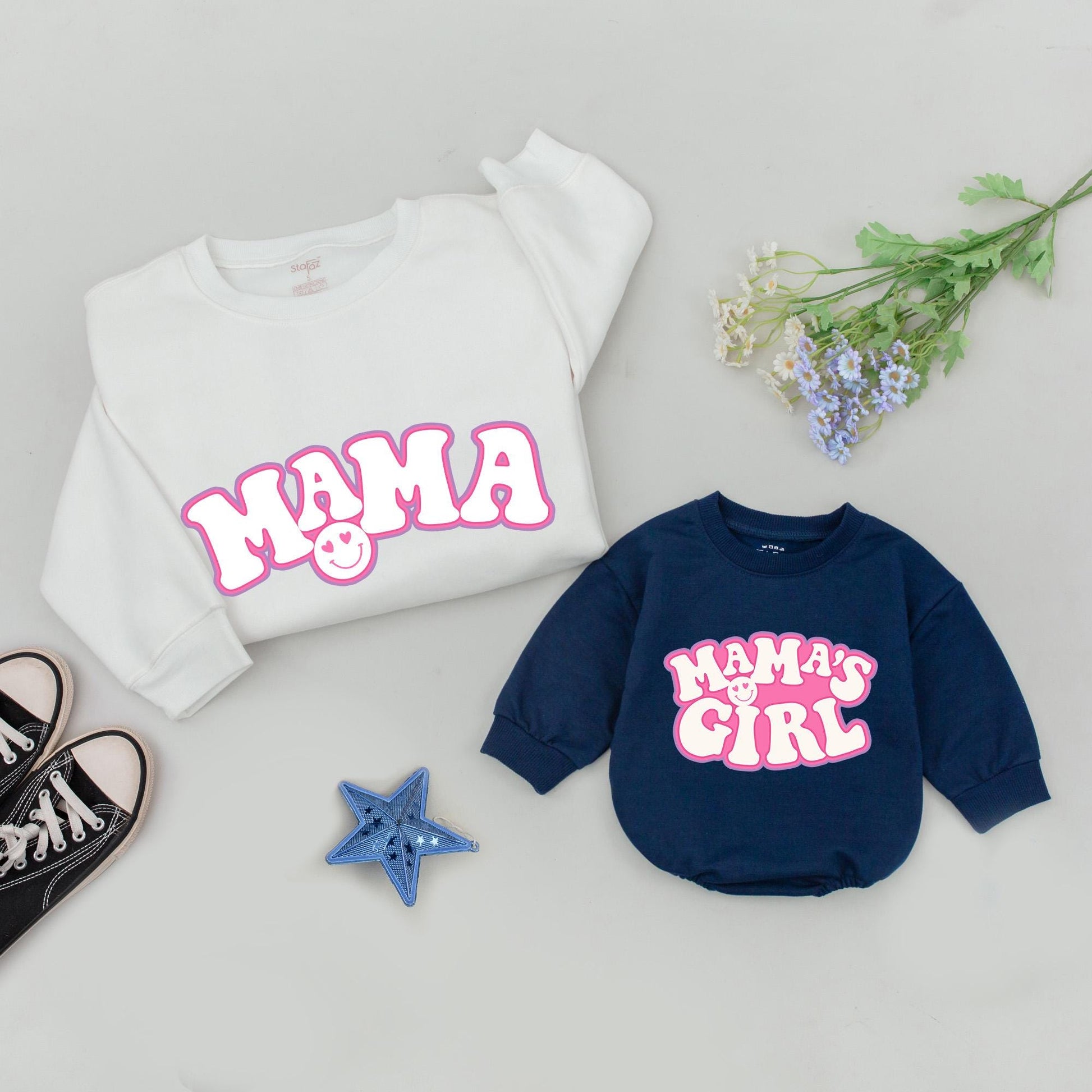 Retro Mama and Me Matching Sweatshirts: Girl Mama's Girl Outfits with Heart Eyes Smiley, Fall Family Style, Baby Shower Gift Sets, Mom and Daughter