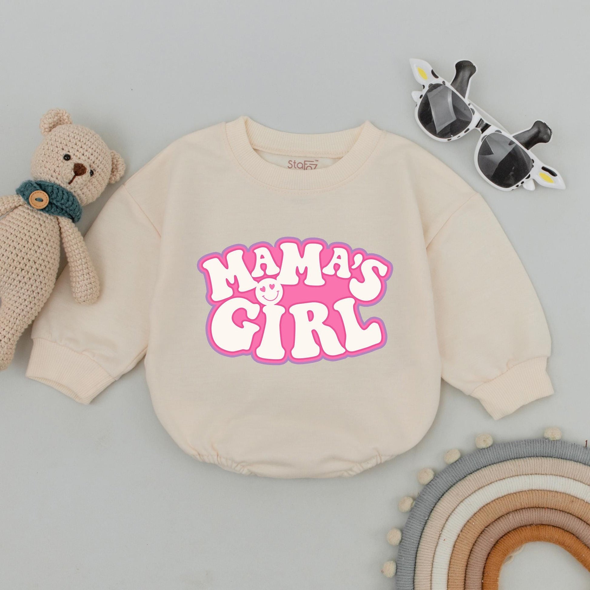 Retro Mama and Me Matching Sweatshirts: Girl Mama's Girl Outfits with Heart Eyes Smiley, Fall Family Style, Baby Shower Gift Sets, Mom and Daughter