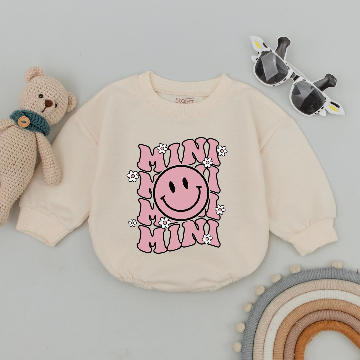 Mama & Mini Matching Sweatshirts: Perfect for Family & Baby Shower  