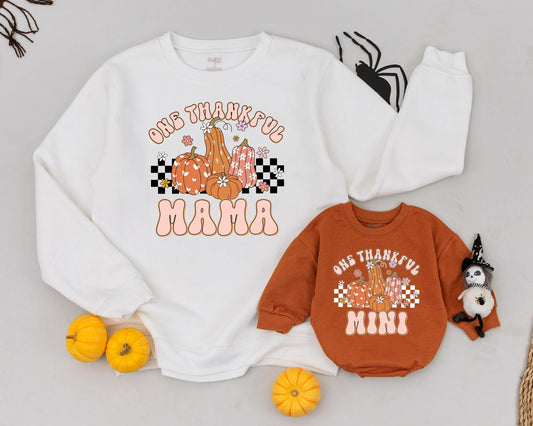 Vintage Halloween Family Outfits: Matching Pumpkin Sweatshirts