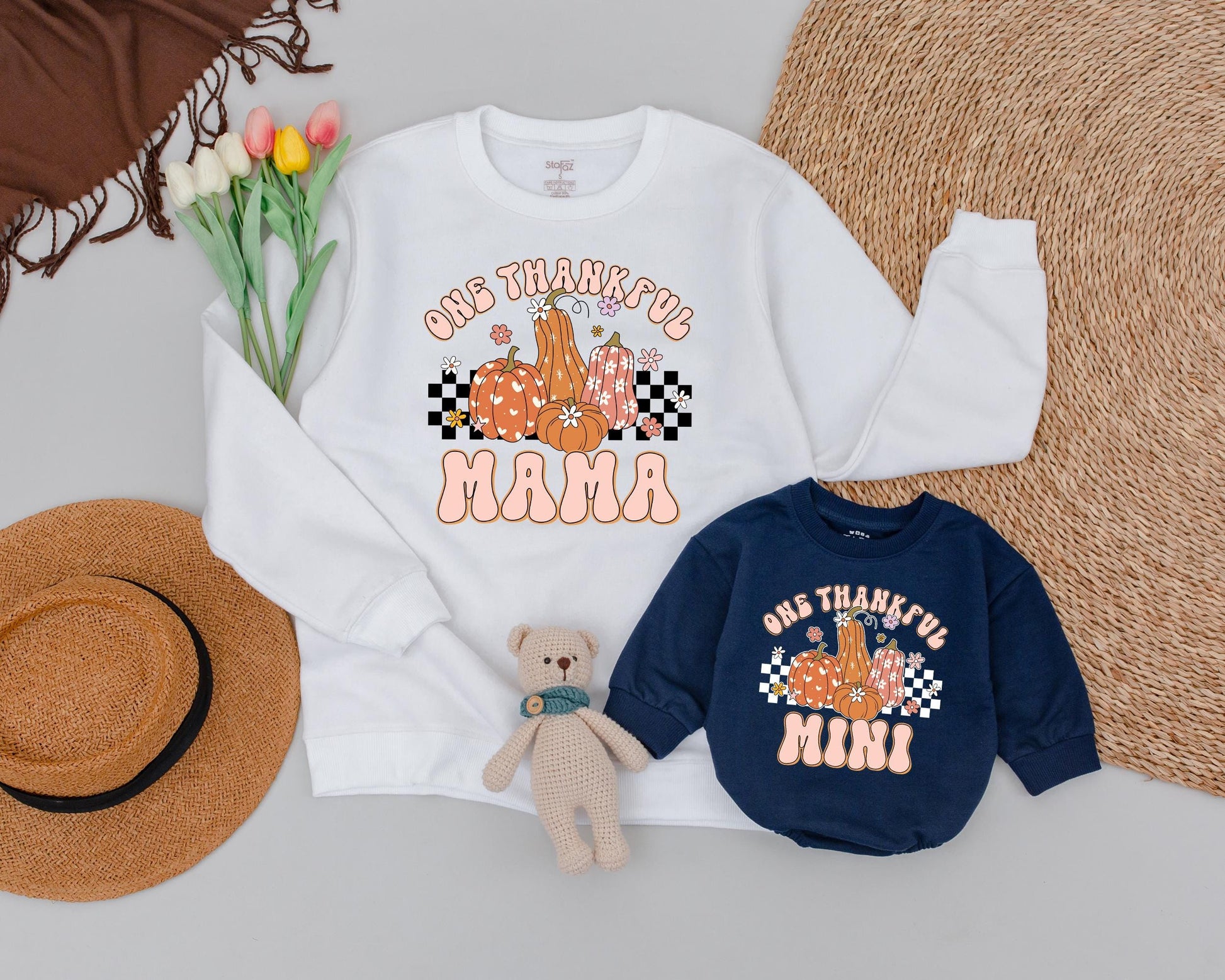 Vintage Halloween Family Outfits: Matching Pumpkin Sweatshirts