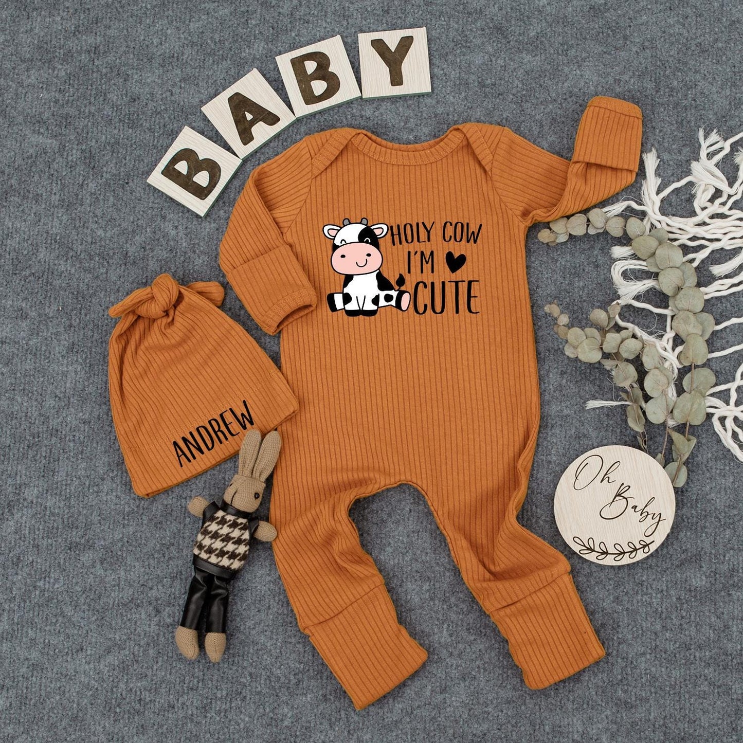 Holy Cow I'm Cute Baby Bodysuit & Hat Set Retro Coming Home Announcement Funny Baby Boy Girl Outfit