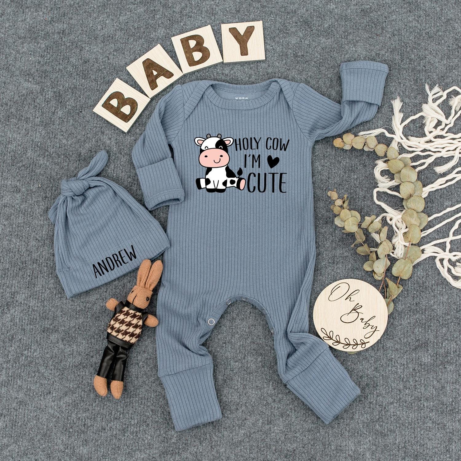 Holy Cow I'm Cute Baby Bodysuit & Hat Set Retro Coming Home Announcement Funny Baby Boy Girl Outfit