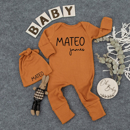 Personalized Modern First Middle Name Baby Bodysuit and Hat Set Custom Newborn Going Home Outfit Baby Shower Gift Minimalist Design