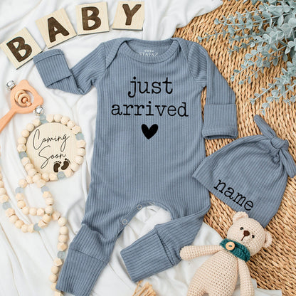 Personalized "Just Arrived" Baby Bodysuit and Hat Set Newborn Gender Neutral Long Sleeve Coming Home Outfit Modern Minimalist Black Heart New Baby Shower Gift Announcement.