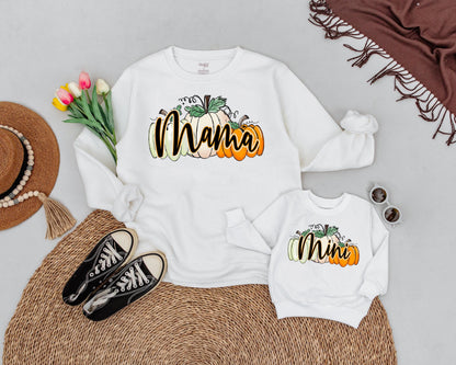 Matching Mama Mini Pumpkin Sweatshirts – Retro Halloween Outfits