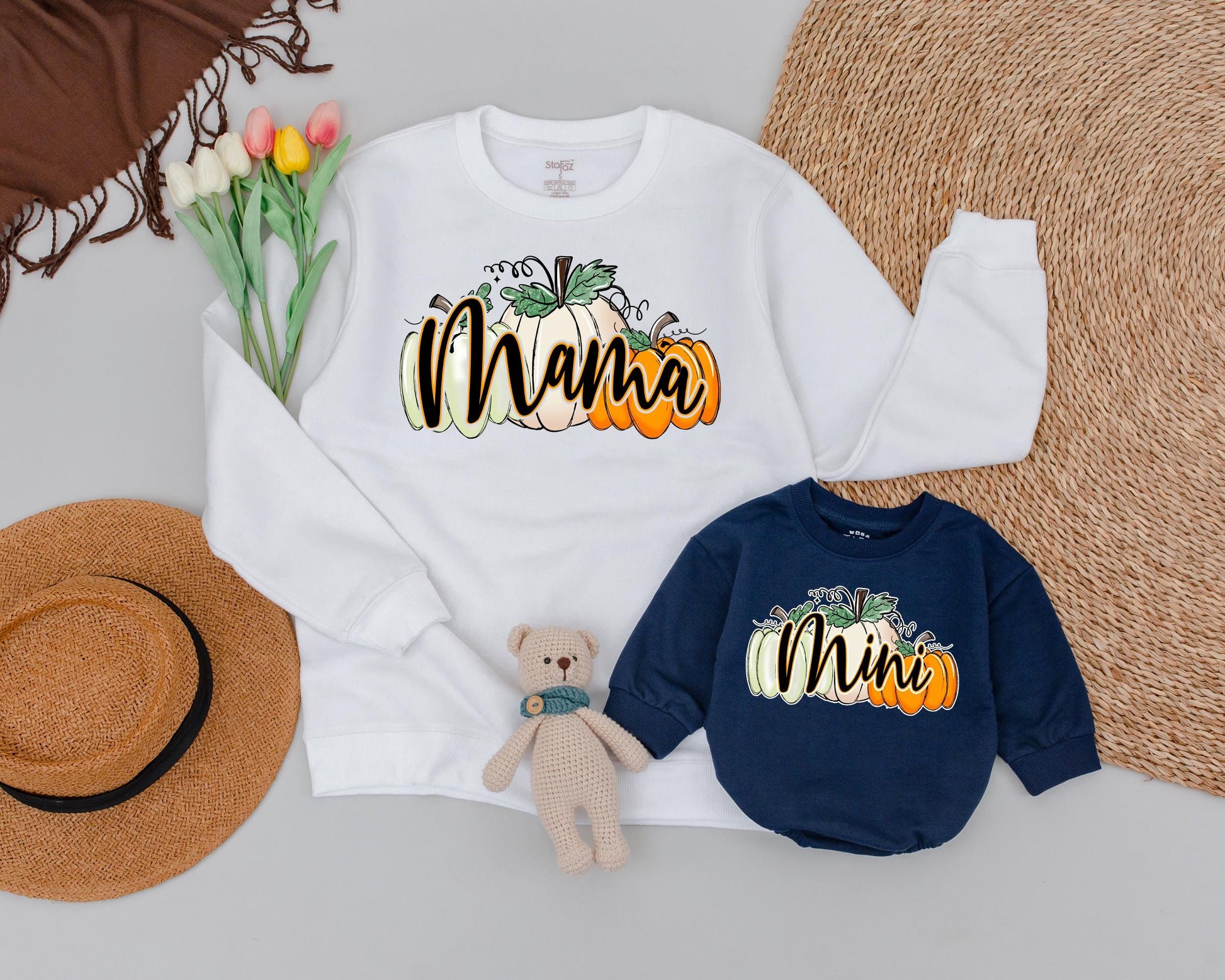 Matching Mama Mini Pumpkin Sweatshirts – Retro Halloween Outfits
