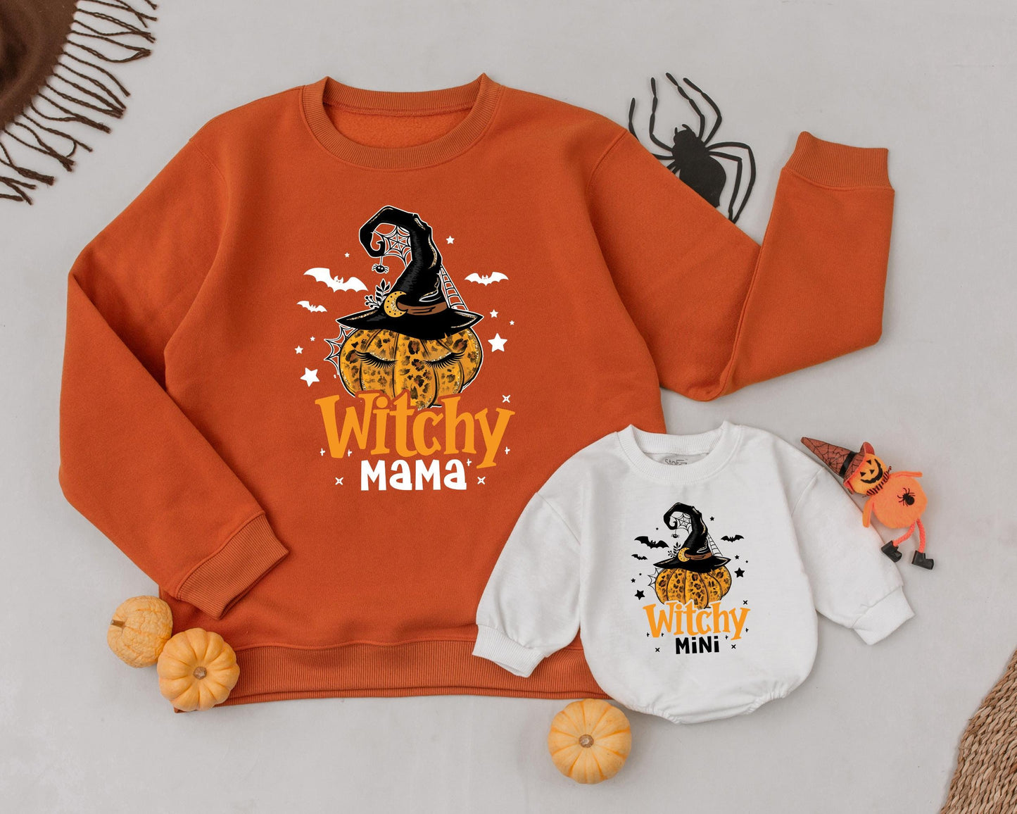 Spooky Mama and Mini Fall Sweatshirts: Retro Halloween Outfits  