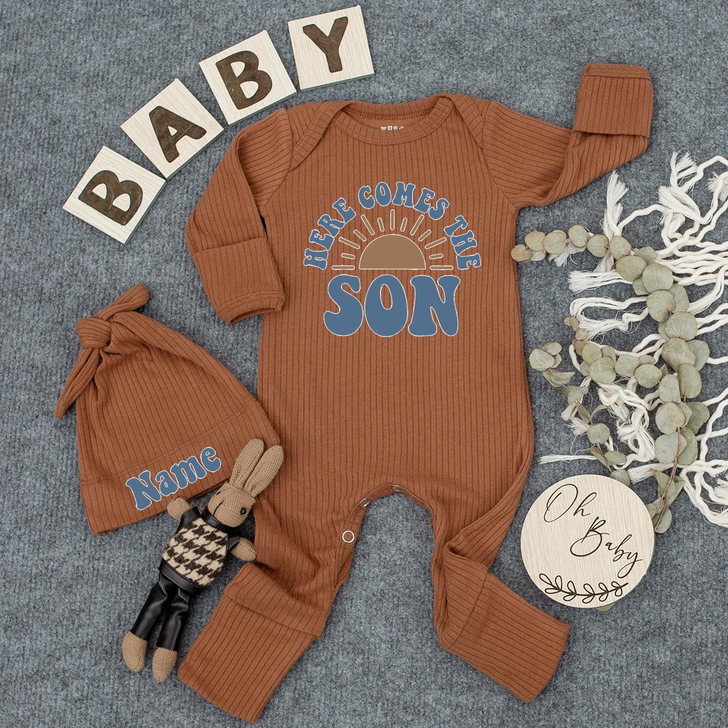Here Comes The Son Baby Boy Bodysuit - Retro Sun Design Newborn Outfit & Announcement Gift - Blue Block Text, Vintage Style Baby Shower Gift