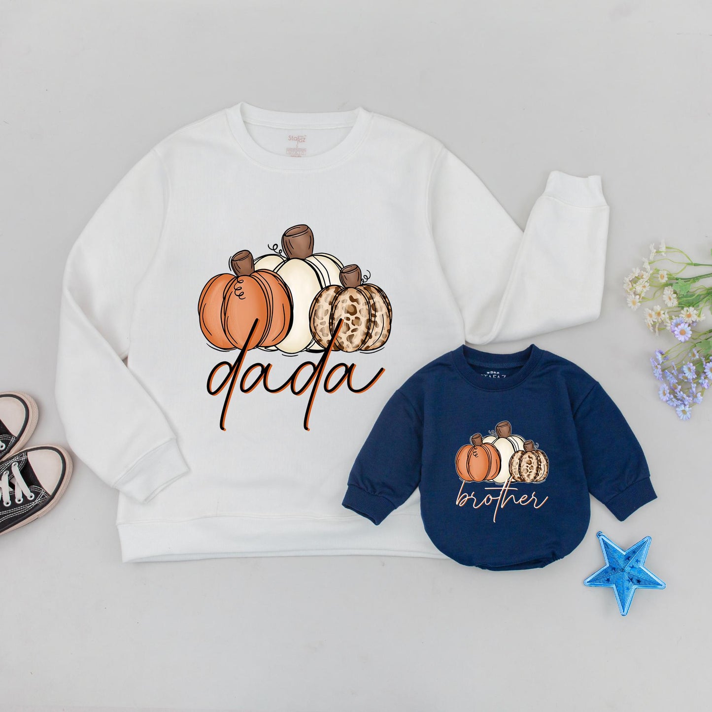 Matching Retro Pumpkin Sweatshirts | Mommy & Me Fall Family Outfit