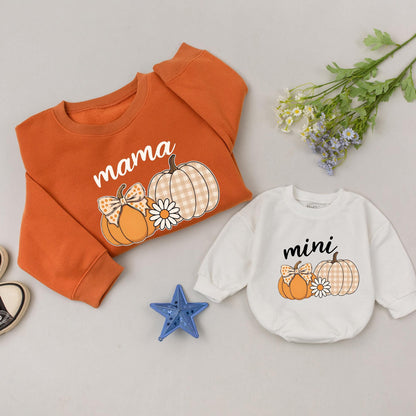 Mama and Mini Pumpkin Sweatshirt Set – Retro Fall Matching Outfit