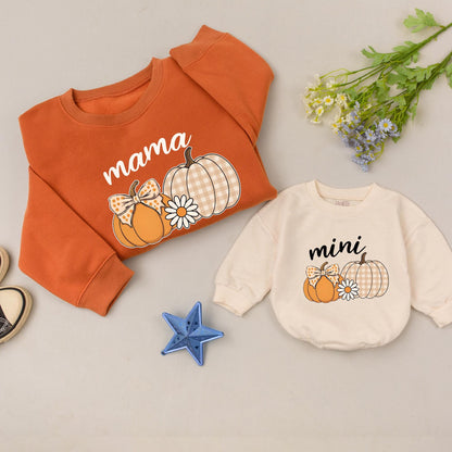 Mama and Mini Pumpkin Sweatshirt Set – Retro Fall Matching Outfit