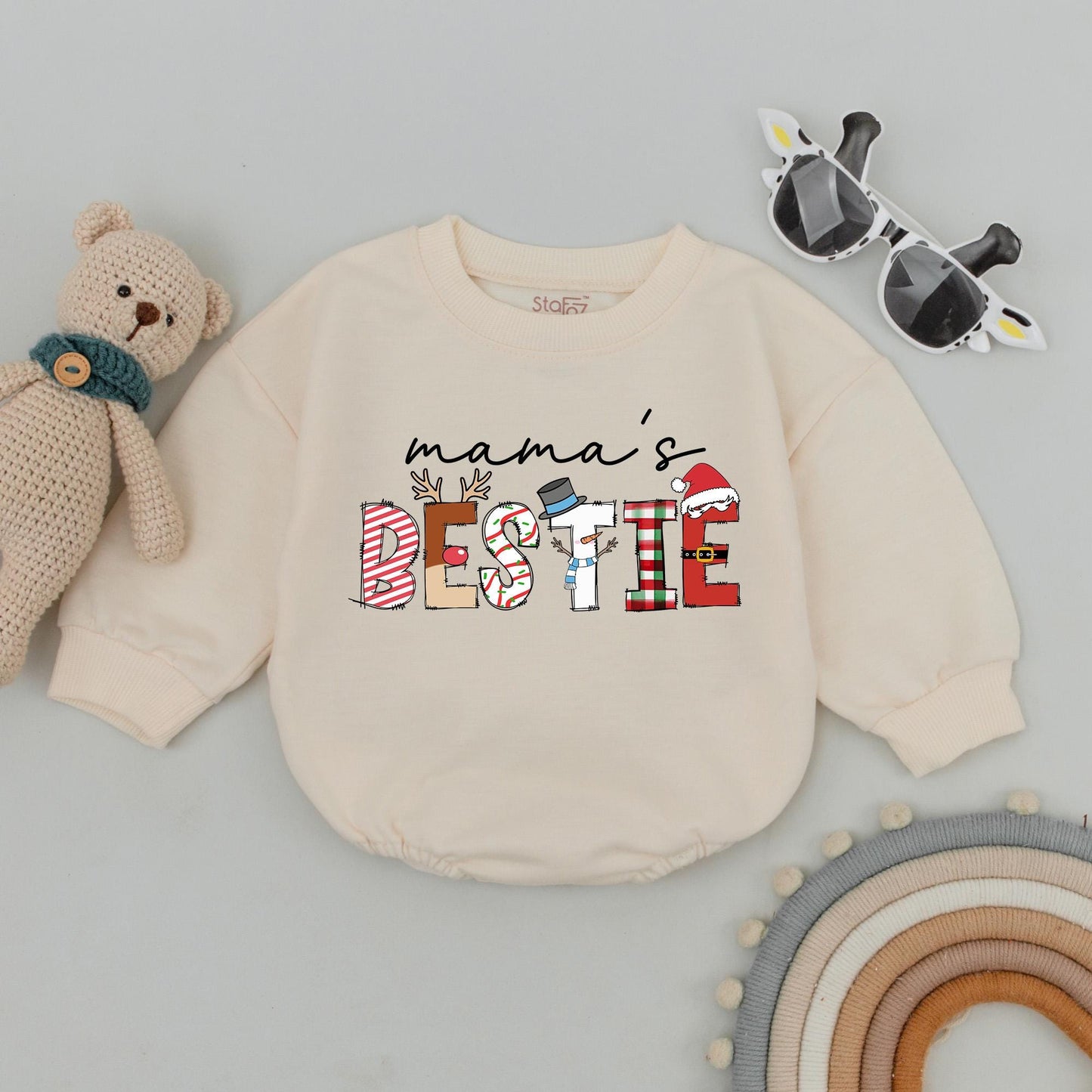 Matching Mama & Bestie Sweatshirts: Festive Family Outfits for All