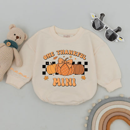 Retro Mama & Mini Pumpkin Thanksgiving Matching Shirt Gift Set