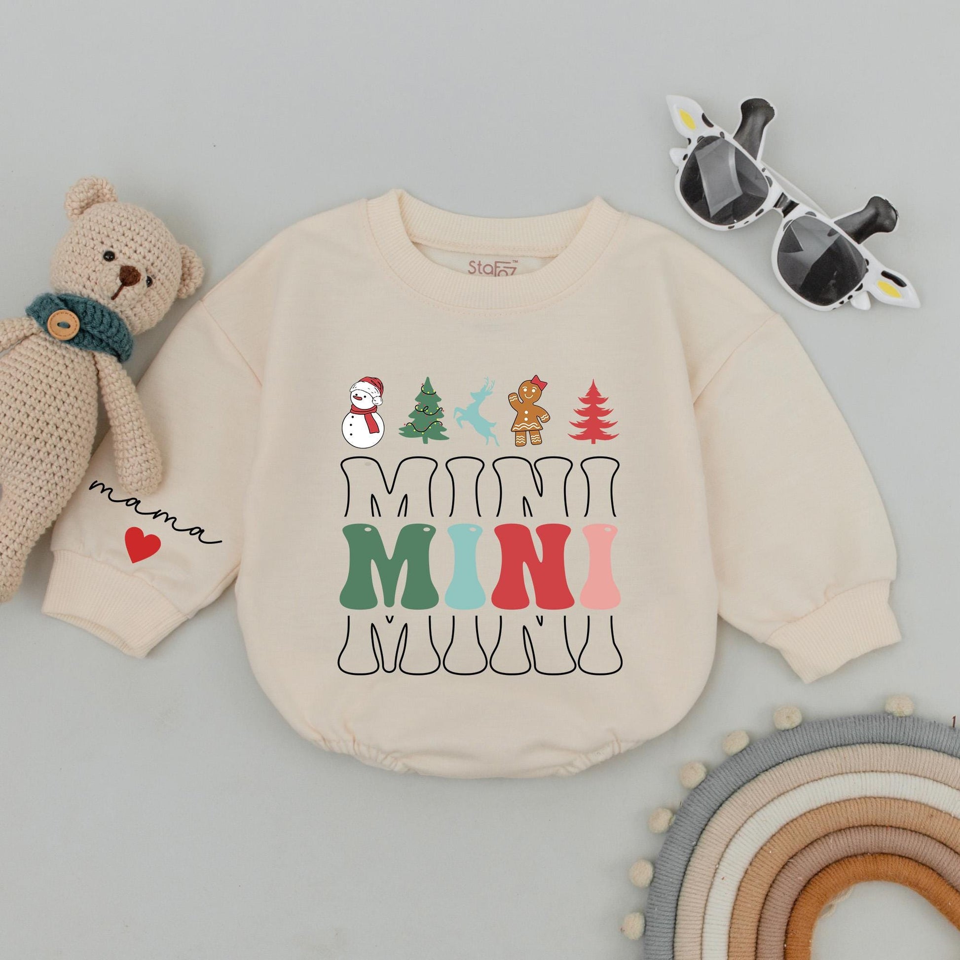 Mama & Mini Christmas Sweatshirts: Matching Holiday Family Outfits