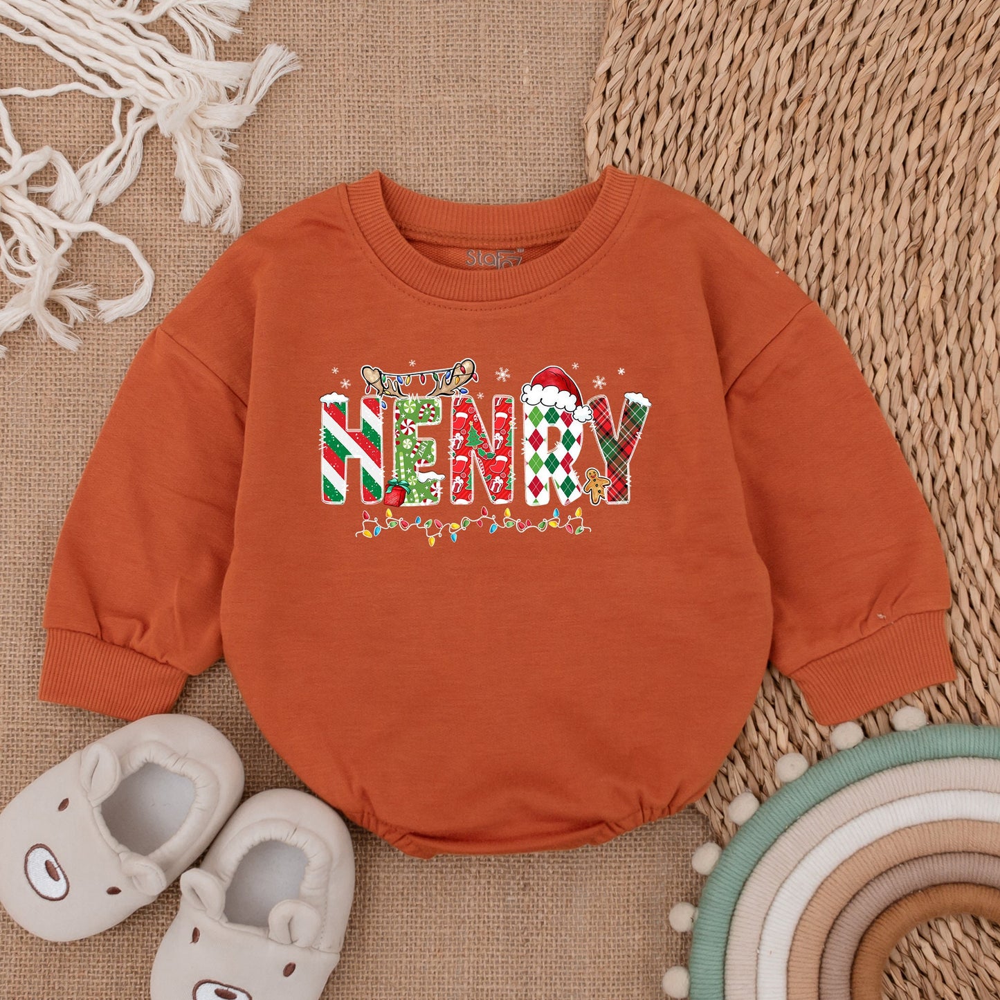 Customized Christmas Baby Bubble Romper Festive Name Patterned Letters Holiday Lights Newborn Bodysuit Sweatshirt Gingerbread