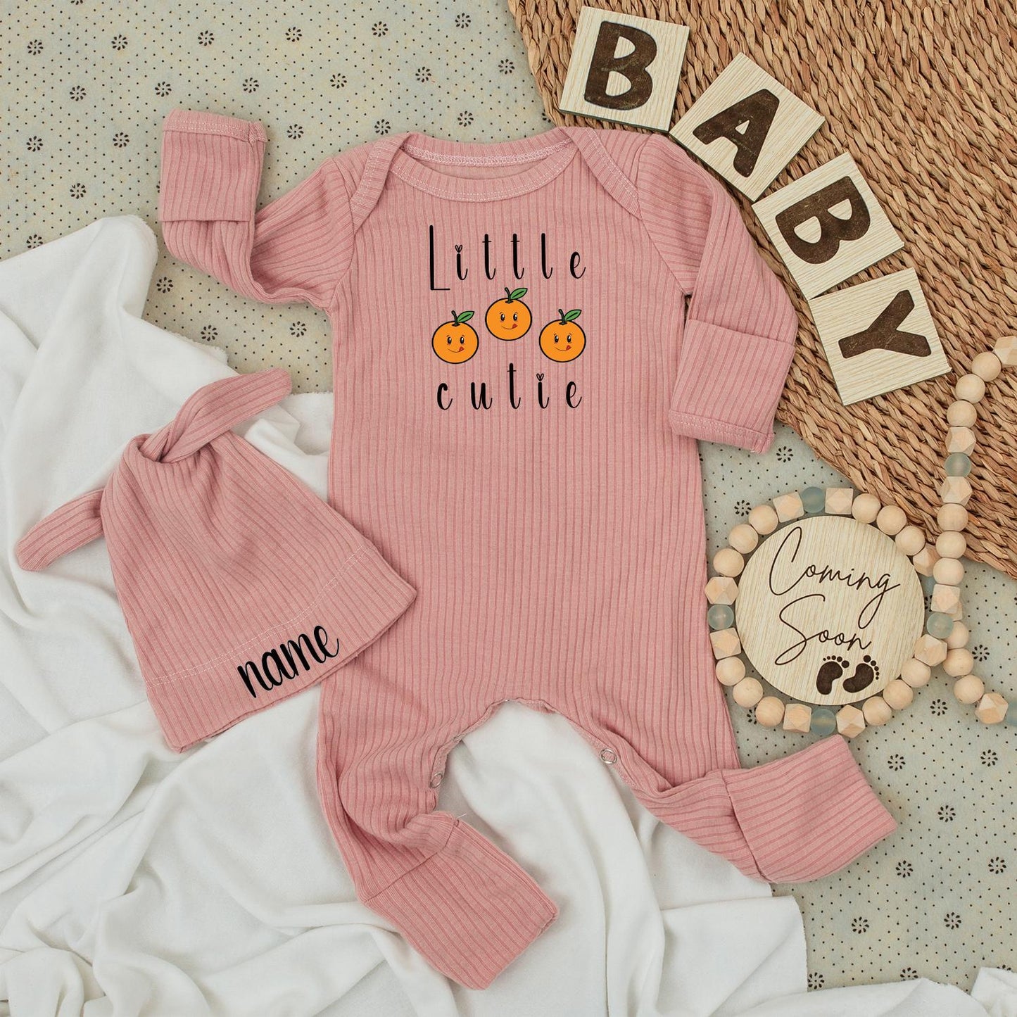 Little Cutie Bodysuit & Hat Set Personalized with Name, Sweet Cartoon Orange Illustrations, Newborn Outfit Coming Home Gift Cute Unisex Baby Clothes