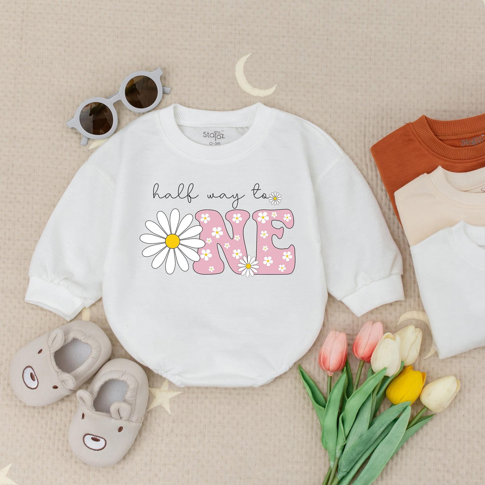 Personalized Daisy Half Birthday Girl Romper Cute Boho Pink Outfit with 1/2 ONE Design Whimsical Newborn Bodysuit Vintage Inspired Baby Shower Gift Clothes