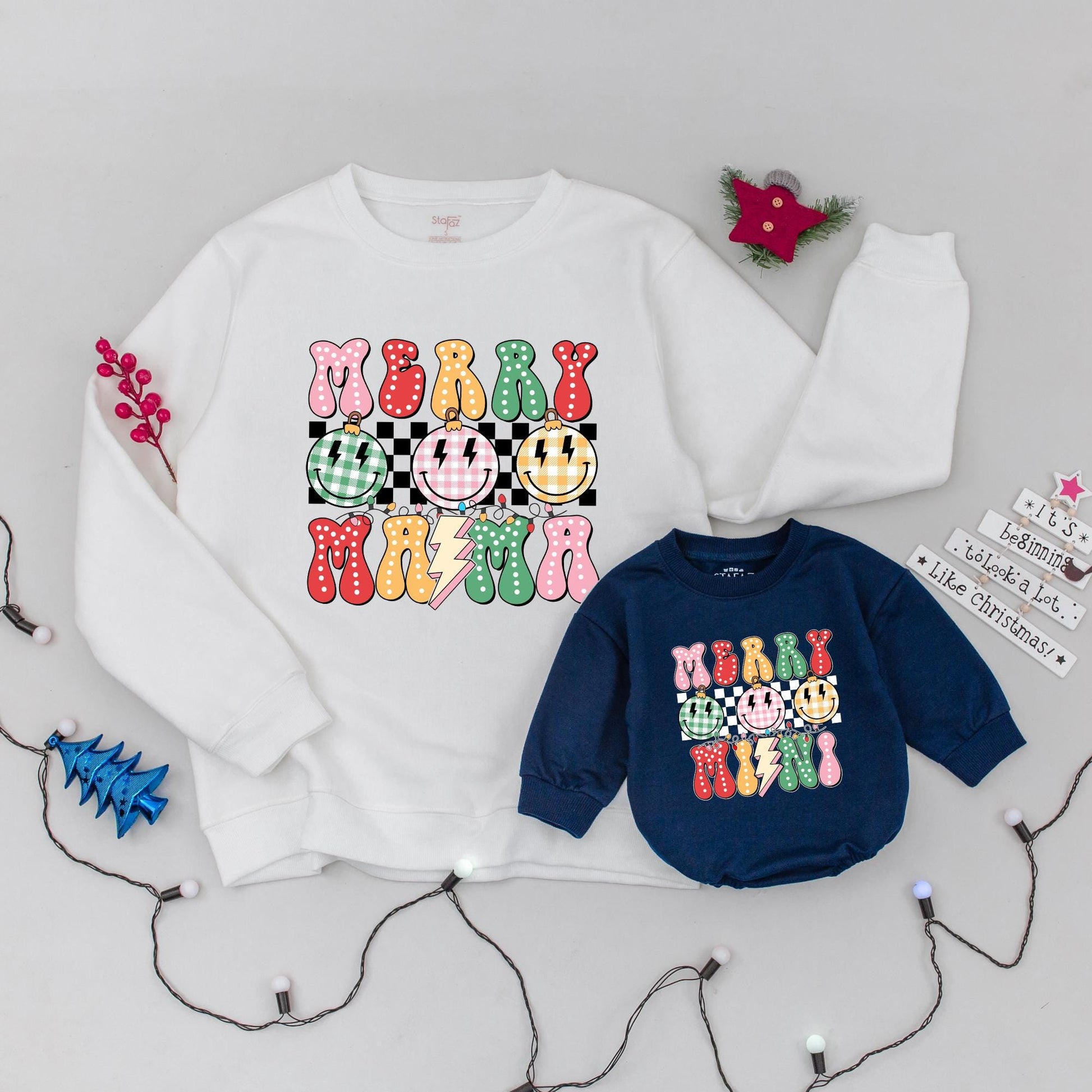 Retro Merry Mama & Mini Outfits: Chic Christmas Matching Sweaters