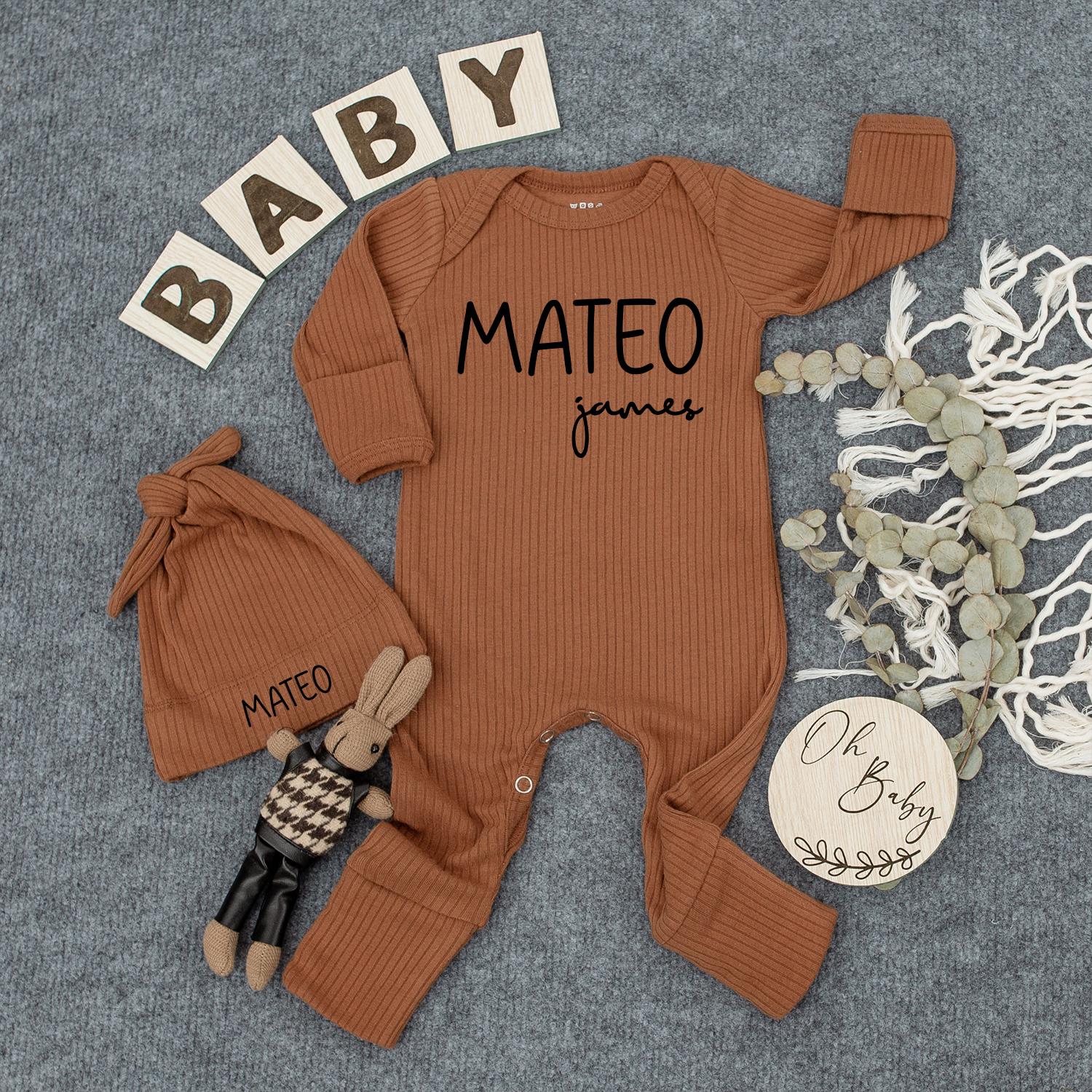 Personalized Modern First Middle Name Baby Bodysuit and Hat Set Custom Newborn Going Home Outfit Baby Shower Gift Minimalist Design