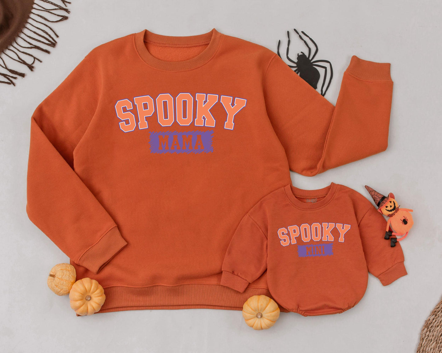 Matching Mama Mini Retro Halloween Outfits: Spooky Family Style