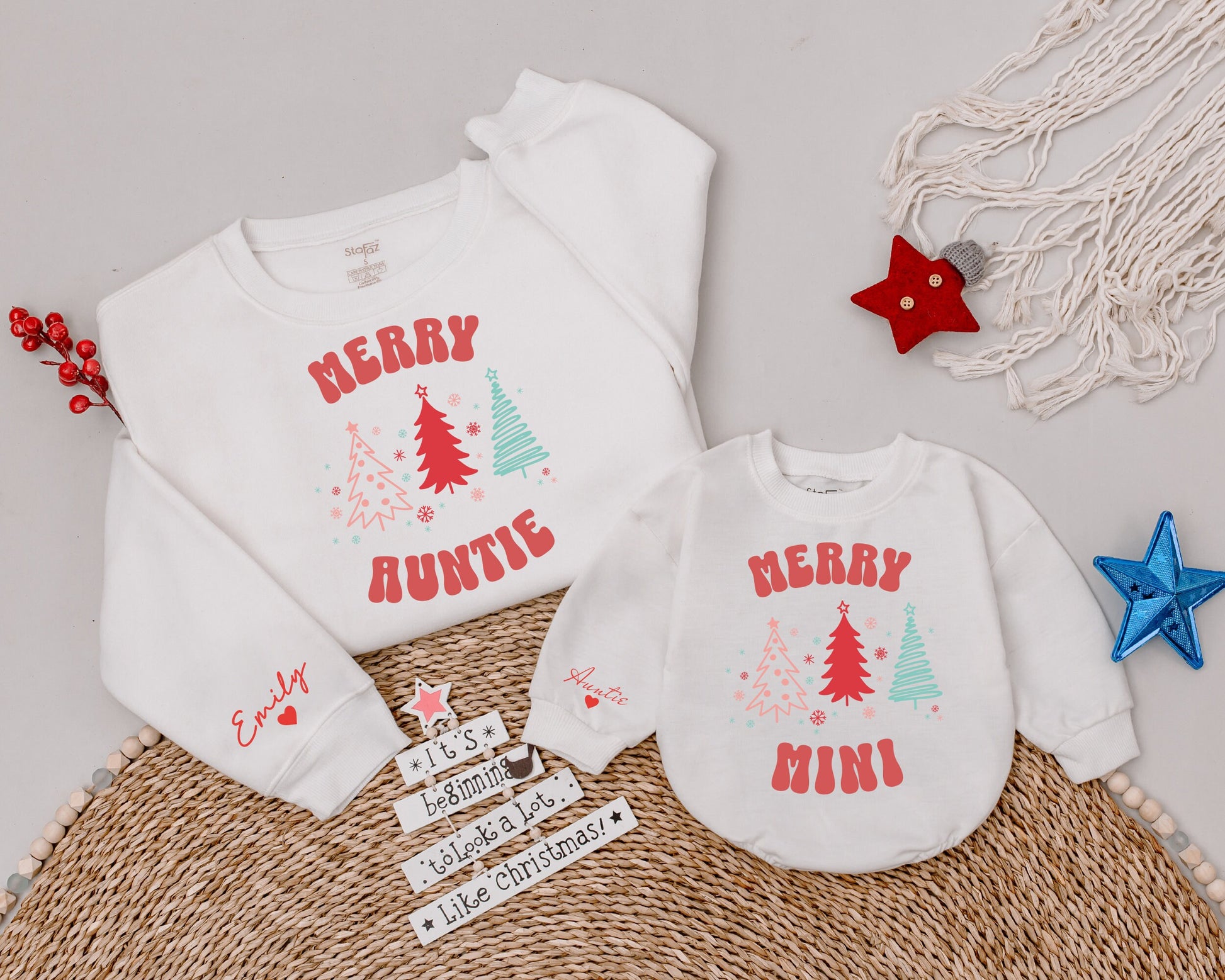 Matching Auntie & Me Christmas Sweater – Personalized Family Gift