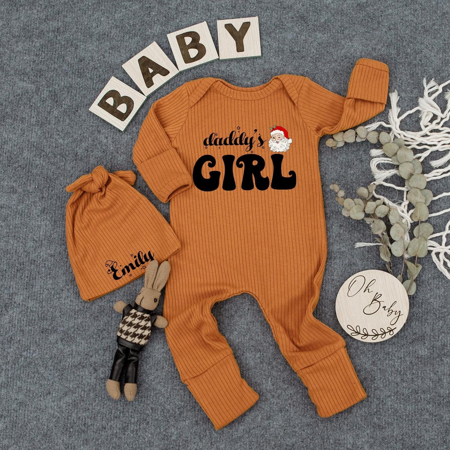 Daddy's Girl Christmas Baby Bodysuit & Hat Set with Santa Claus Design Newborn Coming Home Outfit First Holiday Shower Gift