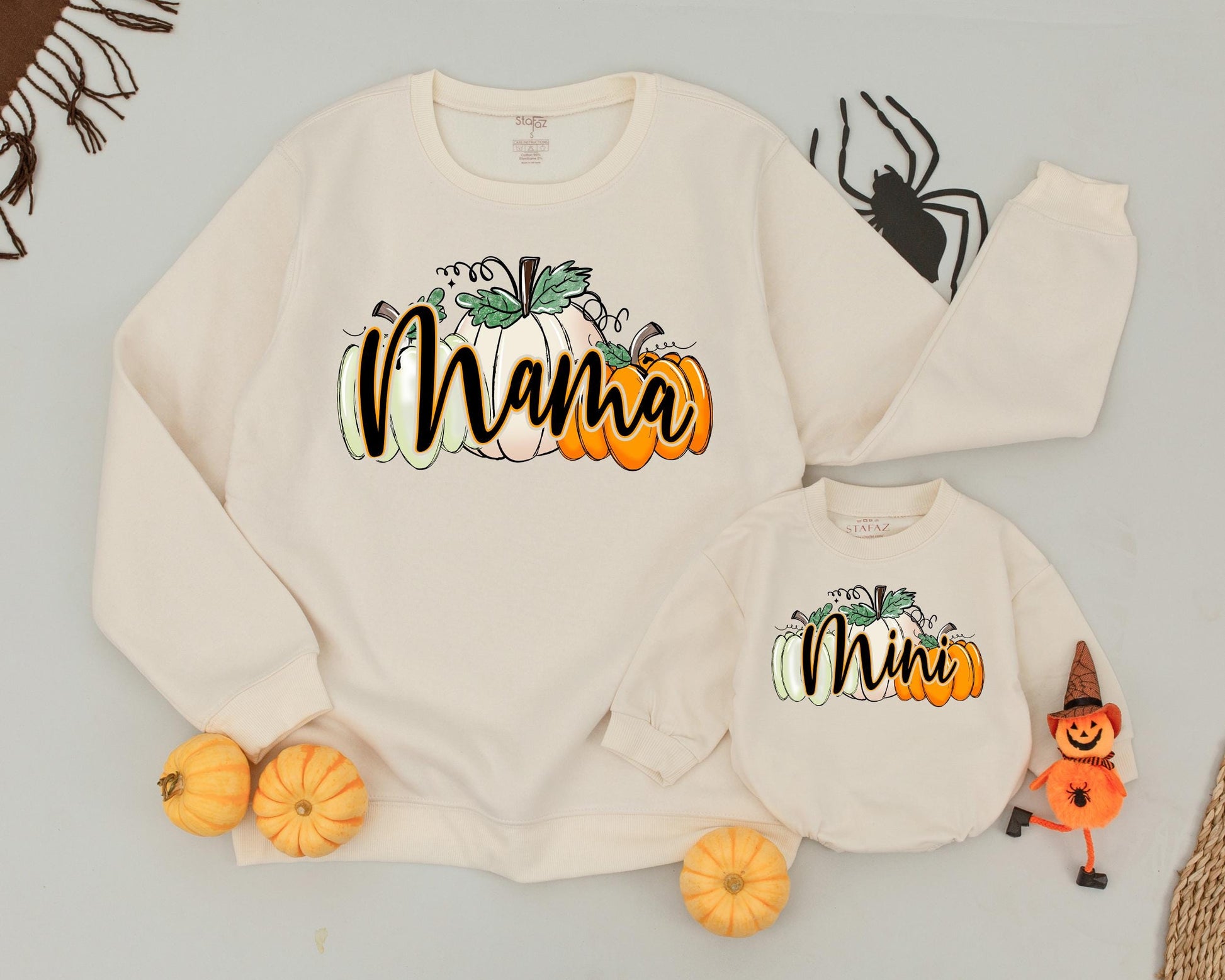 Matching Mama Mini Pumpkin Sweatshirts – Retro Halloween Outfits