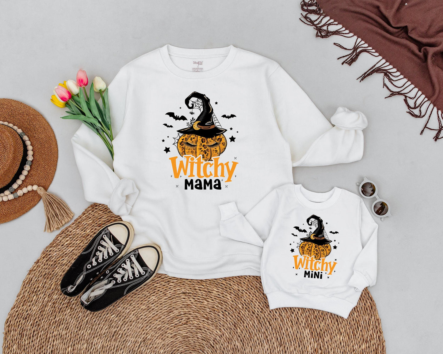 Spooky Mama and Mini Fall Sweatshirts: Retro Halloween Outfits  