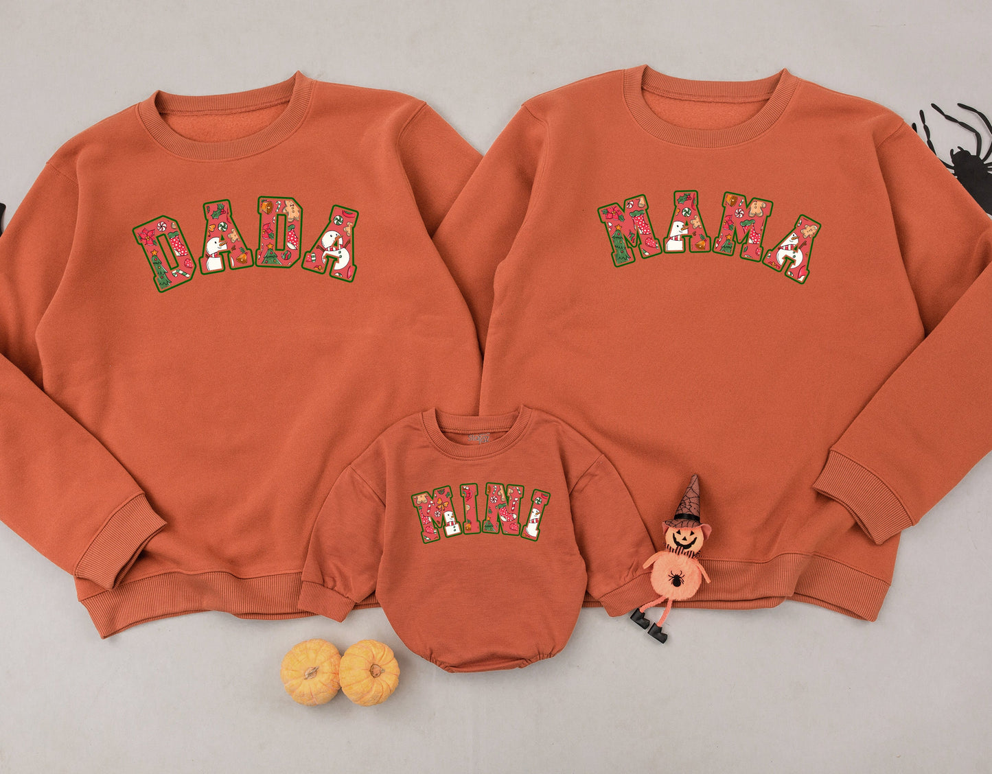 Holiday Family Sweatshirts: Cute Mommy, Daddy & Mini Matching Outfit